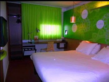 Ibis Styles Bethune La Buissiere Hotel 3*